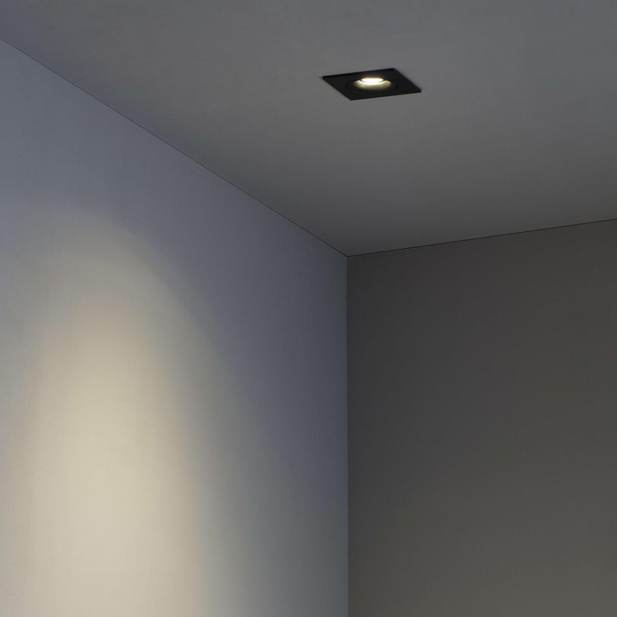 Spot encastrable Spot encastrable orientable ARGON-1 carré noir Faro