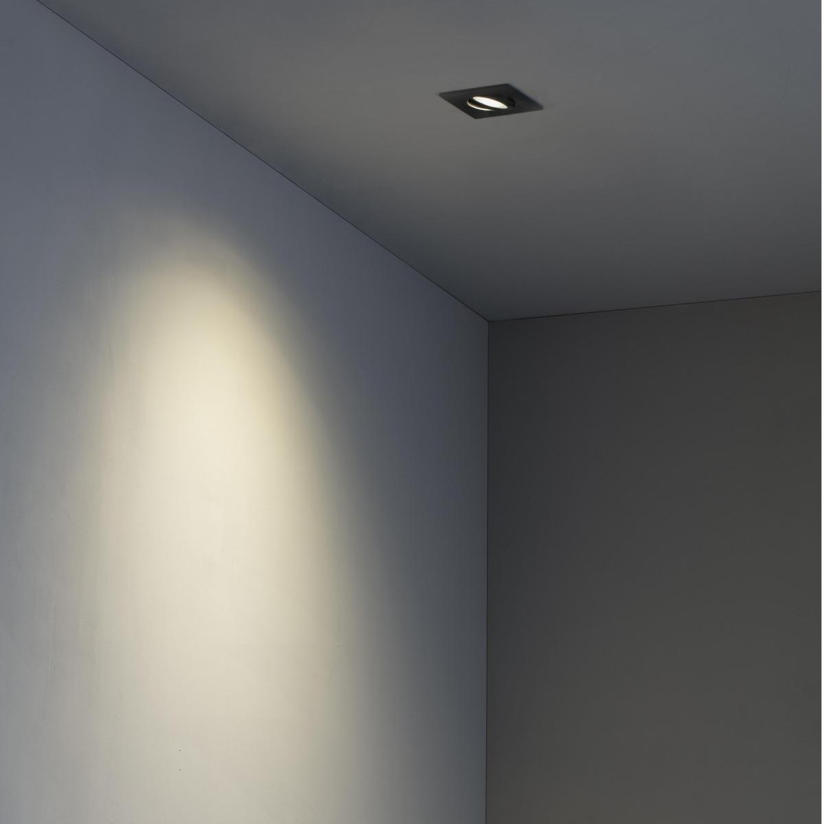 Spot encastrable Spot encastrable orientable RADON carré noir Faro 